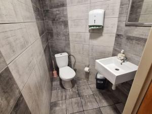 Pronájem restaurace, Teplice, Benešovo náměstí, 98 m2