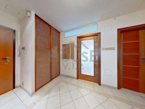 Prodej bytu 3+1, Praha - Čakovice, Ke stadionu, 78 m2