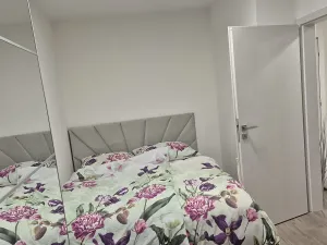 Pronájem bytu 2+kk, Hluboká nad Vltavou, Potoční, 57 m2