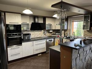 Prodej rodinného domu, Vítězná - Huntířov, 192 m2