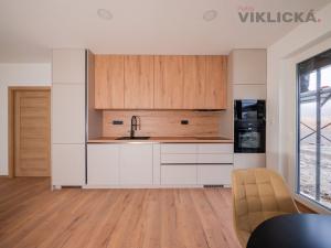 Prodej bytu 2+kk, Zaječí, 60 m2