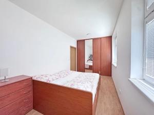 Pronájem bytu 2+kk, Zlín, 50 m2