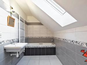 Prodej rodinného domu, Chotoviny, U Parku, 240 m2