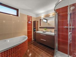 Pronájem rodinného domu, Praha - Vinoř, Lipoltická, 116 m2