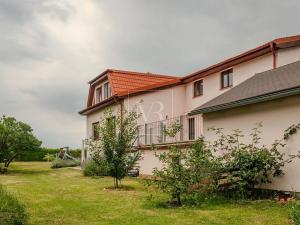 Prodej komerční nemovitosti, Sulice, Hlavní, 370 m2