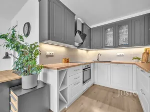 Prodej bytu 2+kk, Praha, U konečné, 61 m2