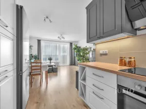 Prodej bytu 2+kk, Praha, U konečné, 61 m2