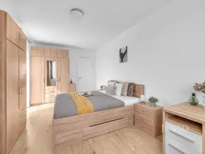 Prodej bytu 2+kk, Praha, U konečné, 61 m2