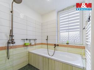 Prodej bytu 3+1, Karlovy Vary, Příčná, 76 m2