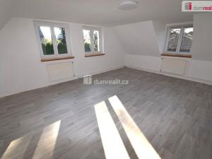 Pronájem rodinného domu, Jesenice, Na Veselí, 150 m2