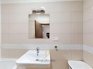 Prodej bytu 2+kk, Olomouc, Janského, 55 m2