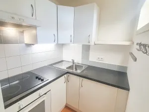 Pronájem bytu 2+kk, Praha - Žižkov, Roháčova, 51 m2