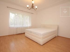 Pronájem rodinného domu, Praha - Suchdol, Havraní, 253 m2