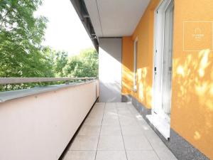 Pronájem bytu 1+kk, Praha - Malešice, Ungarova, 36 m2