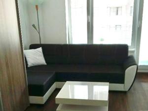 Pronájem bytu 1+kk, Praha - Dolní Měcholupy, Honzíkova, 27 m2