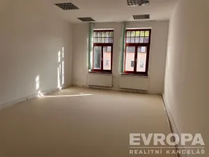 Pronájem kanceláře, Liberec - Liberec II-Nové Město, Chrastavská, 130 m2
