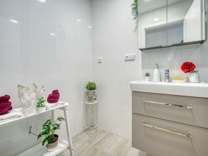 Pronájem bytu 3+1, Litvínov - Horní Litvínov, Vinohradská, 60 m2