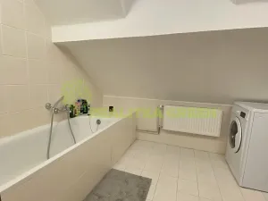 Pronájem bytu 3+kk, Velké Karlovice, 71 m2