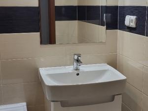 Pronájem bytu 2+kk, Ostrava - Poruba, Jilemnického náměstí, 57 m2