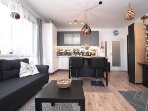 Prodej bytu 2+kk, Horoměřice, T. G. Masaryka, 53 m2