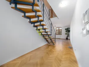 Prodej bytu 3+kk, Praha - Michle, Ve vilách, 108 m2