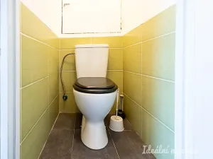 Pronájem bytu 1+kk, Praha - Záběhlice, Topolová, 30 m2