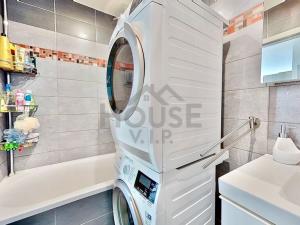 Pronájem bytu 2+kk, Praha - Kobylisy, Bojasova, 46 m2