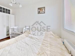 Pronájem bytu 2+kk, Praha - Kobylisy, Bojasova, 46 m2