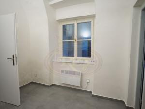 Pronájem bytu 1+1, Jaroměř, Školní