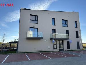 Pronájem bytu 1+kk, Praha - Újezd nad Lesy, Rohožnická, 30 m2