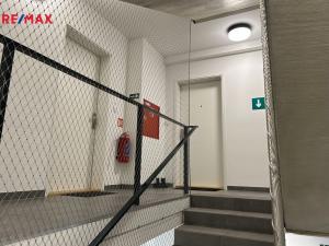 Pronájem bytu 1+kk, Praha - Újezd nad Lesy, Rohožnická, 30 m2