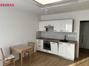 Pronájem bytu 1+kk, Praha - Újezd nad Lesy, Rohožnická, 30 m2