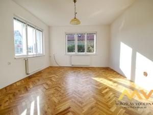 Pronájem rodinného domu, Hradec Králové - Třebeš, Na Jezírkách, 150 m2