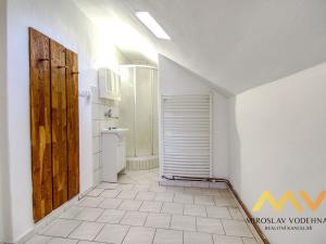 Pronájem rodinného domu, Hradec Králové - Třebeš, Na Jezírkách, 150 m2