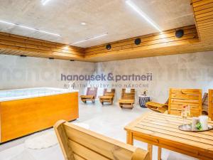 Prodej bytu 1+kk, Vrchlabí, Horská, 45 m2