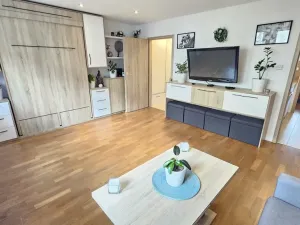 Prodej bytu 2+1, Praha - Záběhlice, Hrusická, 55 m2