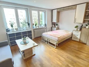 Prodej bytu 2+1, Praha - Záběhlice, Hrusická, 55 m2