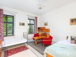 Prodej rodinného domu, Zbraslavice, 588 m2