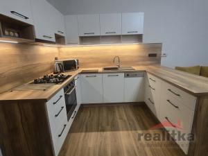 Pronájem bytu 2+kk, Opava, Pekařská, 47 m2