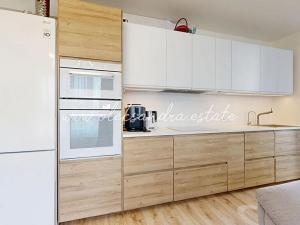 Pronájem bytu 3+kk, Praha - Vysočany, Oktábcových, 70 m2