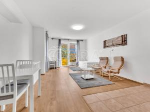 Pronájem bytu 1+kk, Praha - Kyje, Sicherova, 38 m2