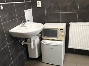 Pronájem obchodního prostoru, Ivančice, Boží Hora, 30 m2