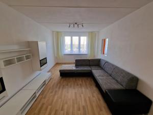 Pronájem bytu 2+1, Cheb, Přátelství, 49 m2