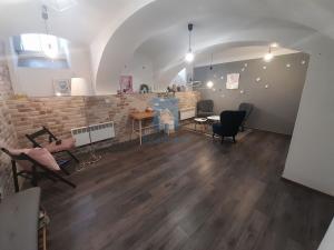 Pronájem obchodního prostoru, Plzeň, sady 5. května, 34 m2