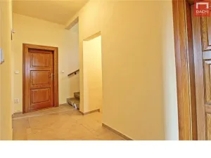 Pronájem kanceláře, Olomouc - Holice, Hamerská, 126 m2