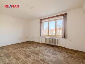 Prodej bytu 3+1, Plzeň, Částkova, 64 m2