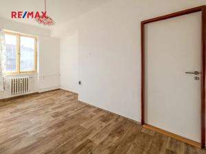 Prodej bytu 3+1, Plzeň, Částkova, 64 m2