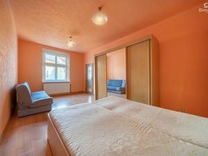 Pronájem bytu 2+kk, Plzeň, Vrchlického, 46 m2