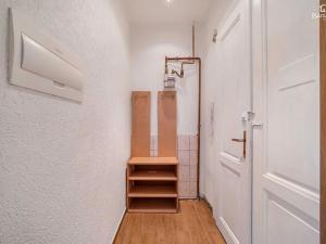 Pronájem bytu 2+kk, Plzeň, Vrchlického, 46 m2