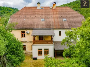 Prodej zemědělského objektu, Roztoky, 300 m2